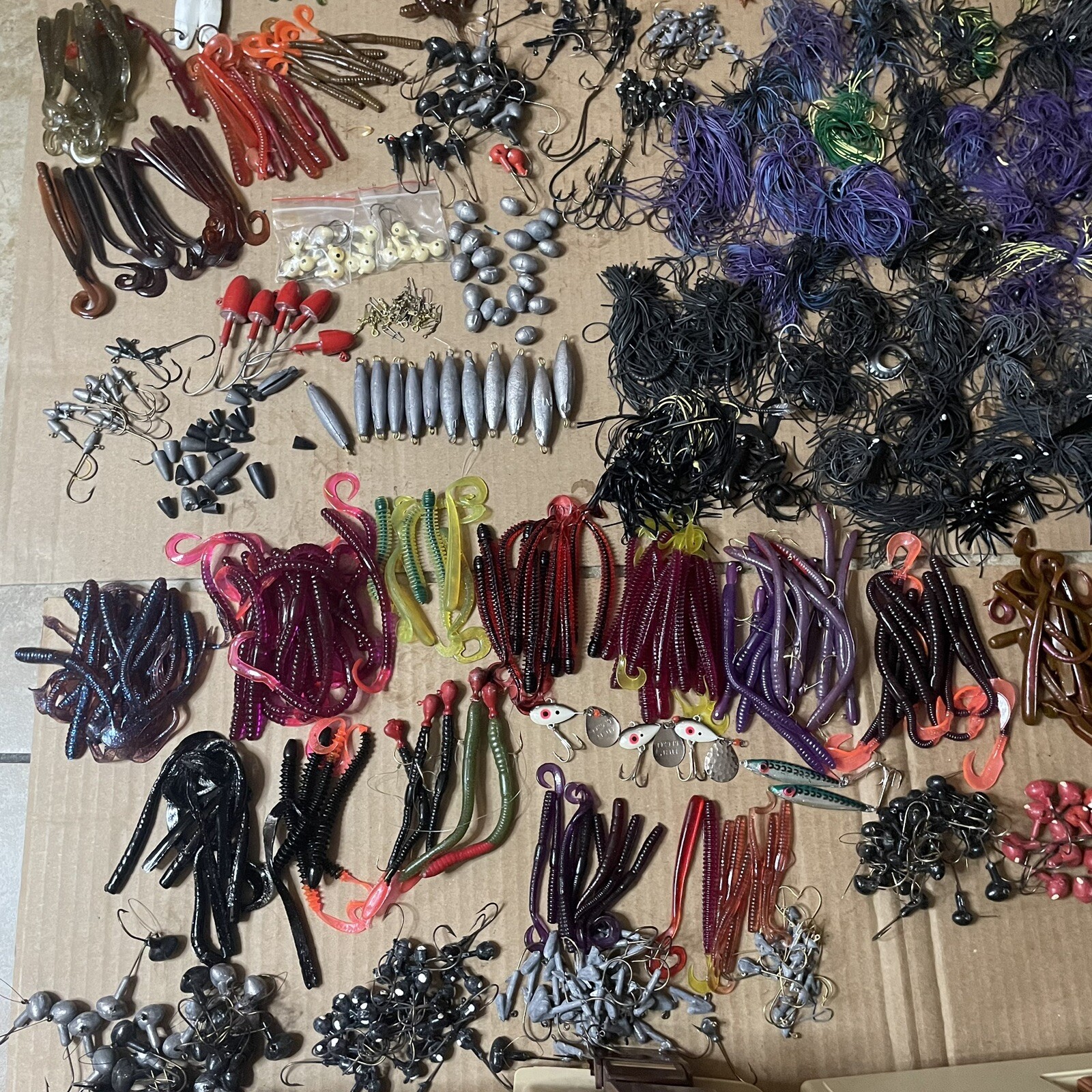 Vintage Fishing Lot Jig Heads Spoons 3 Tackle Boxes Plano Fenwick 100s Of Pcs