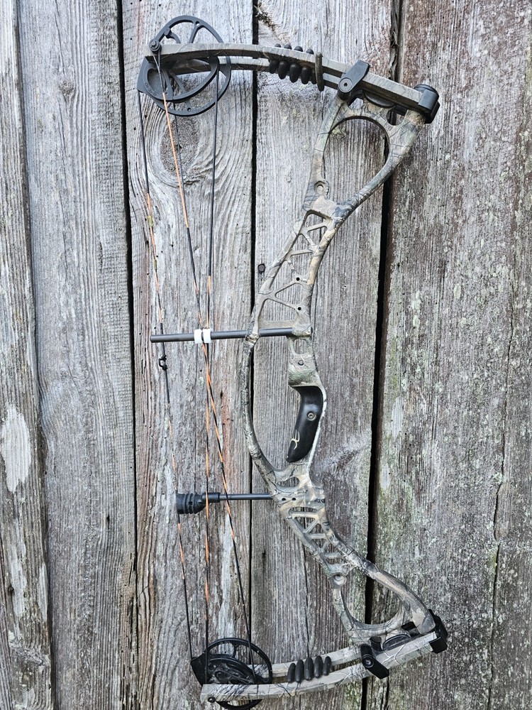 Hoyt Charger Compound Bow