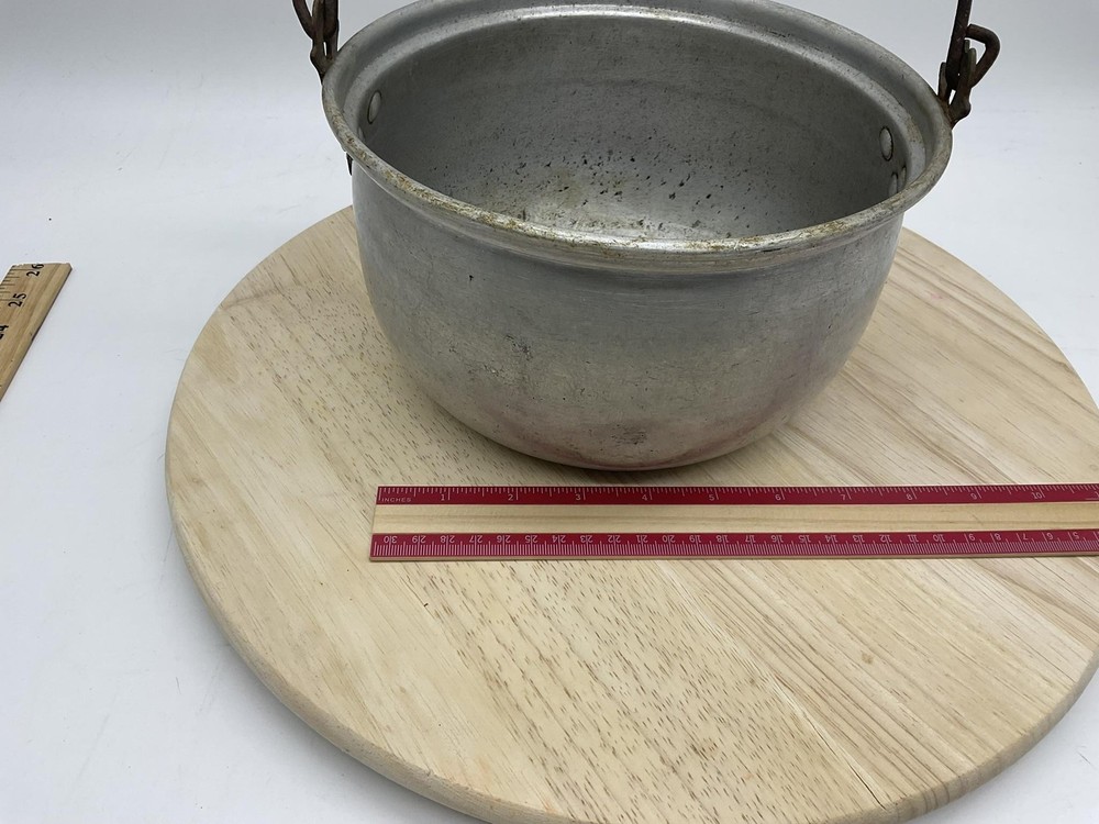 Vintage Aluminum Campfire Pot Kettle Bail Handle Rustic Primitive Cookware