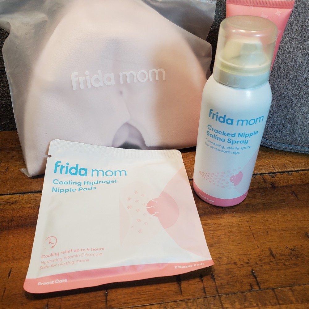 Frida Mom Breastfeeding Kit