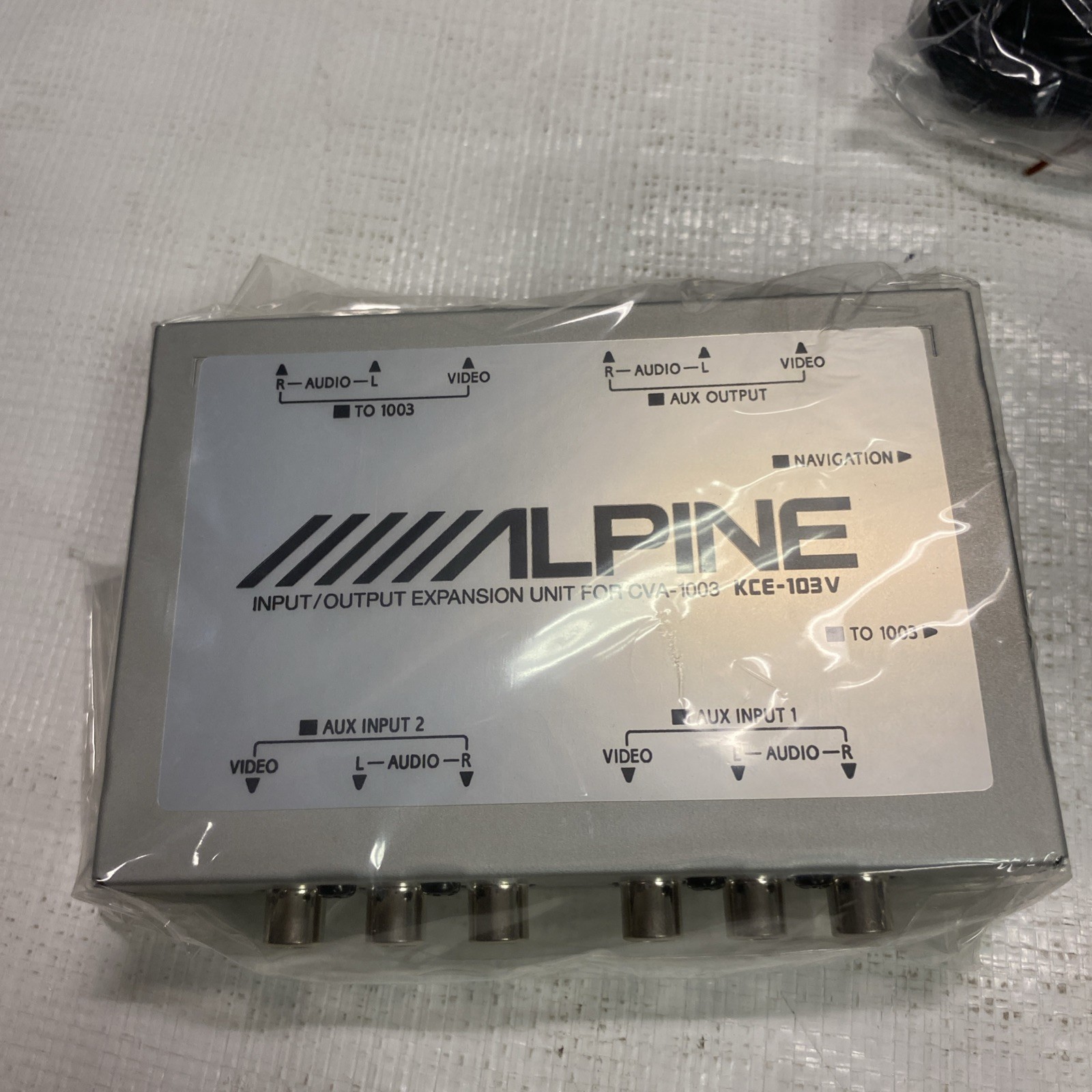 ALPINE KCE-103V car audio, video input/output expansion unit for the CVA-1003
