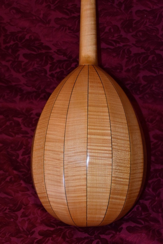 German style mandolin. UNIQUE! 德国风格的曼陀林。独特! 。