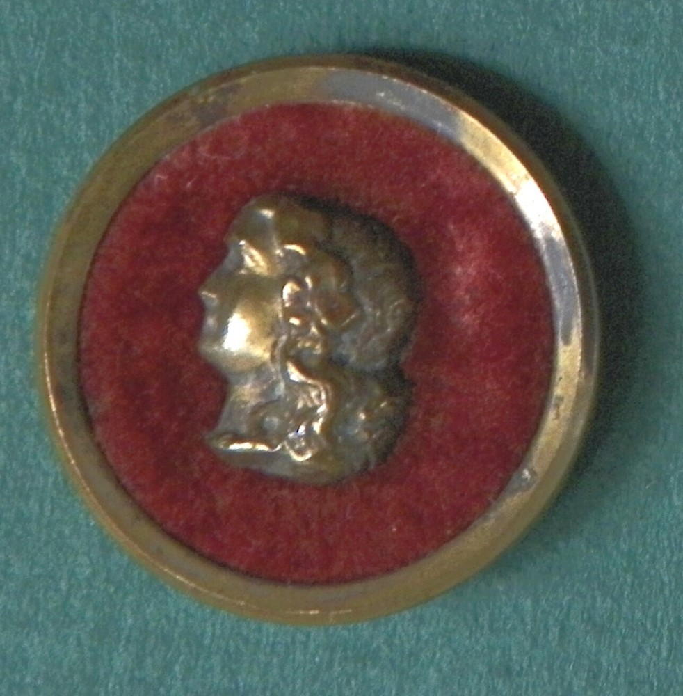 Bb Velvet Background Antique BUTTON Womans head Medium!!!