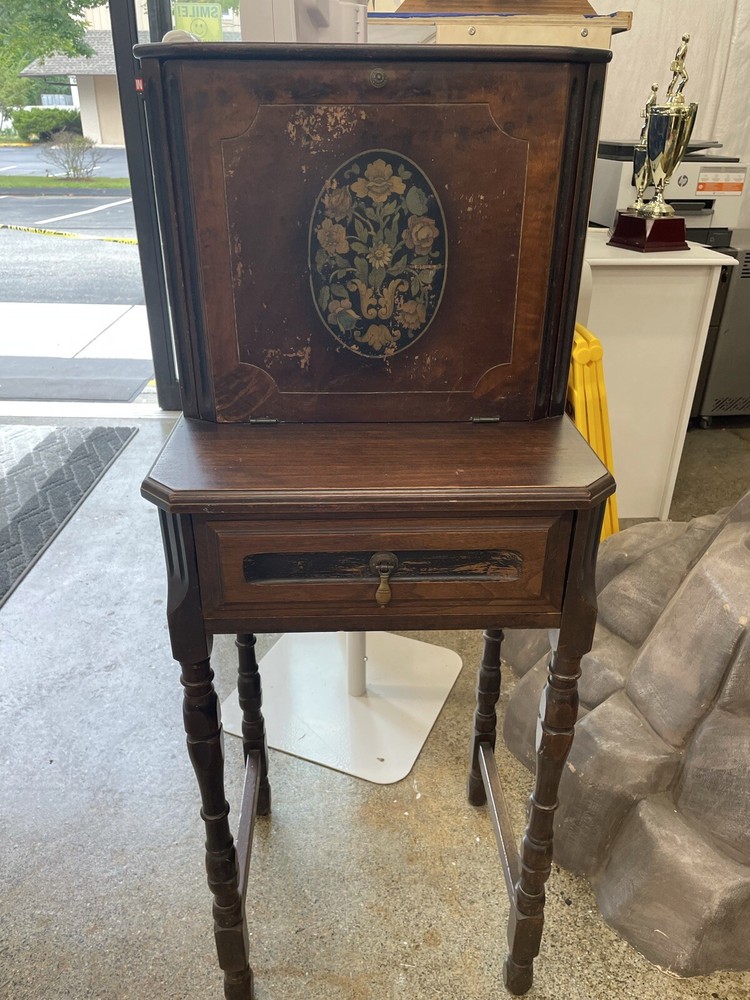 antique makeup vanity table
