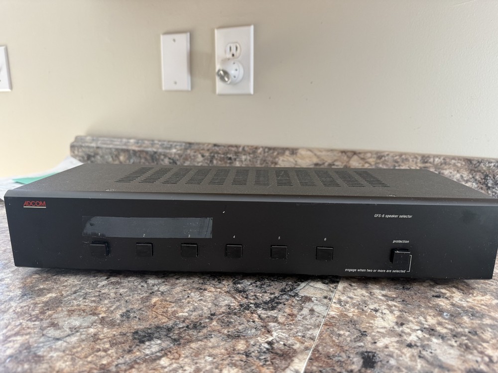 AdCom GFS-6 Speaker Selector -