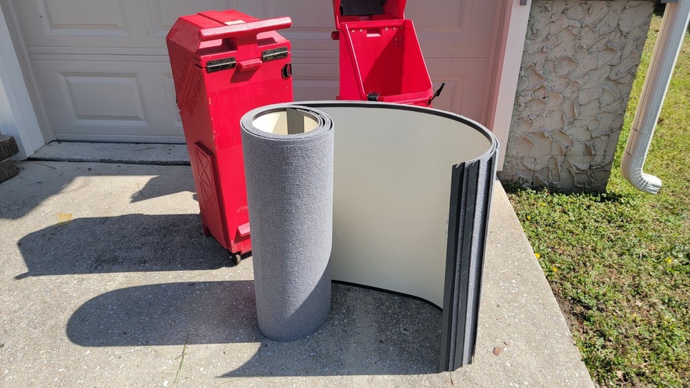 Nomadic Display Stand with Lights