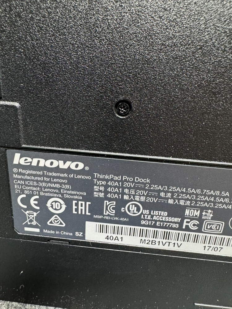 Lenovo ThinkPad Pro Dock Type 40A1 Docking Station NO Key