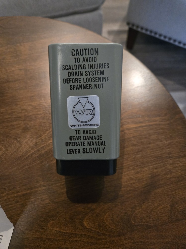 White- Rodgers 13A02-102 Twoway Zone Valve