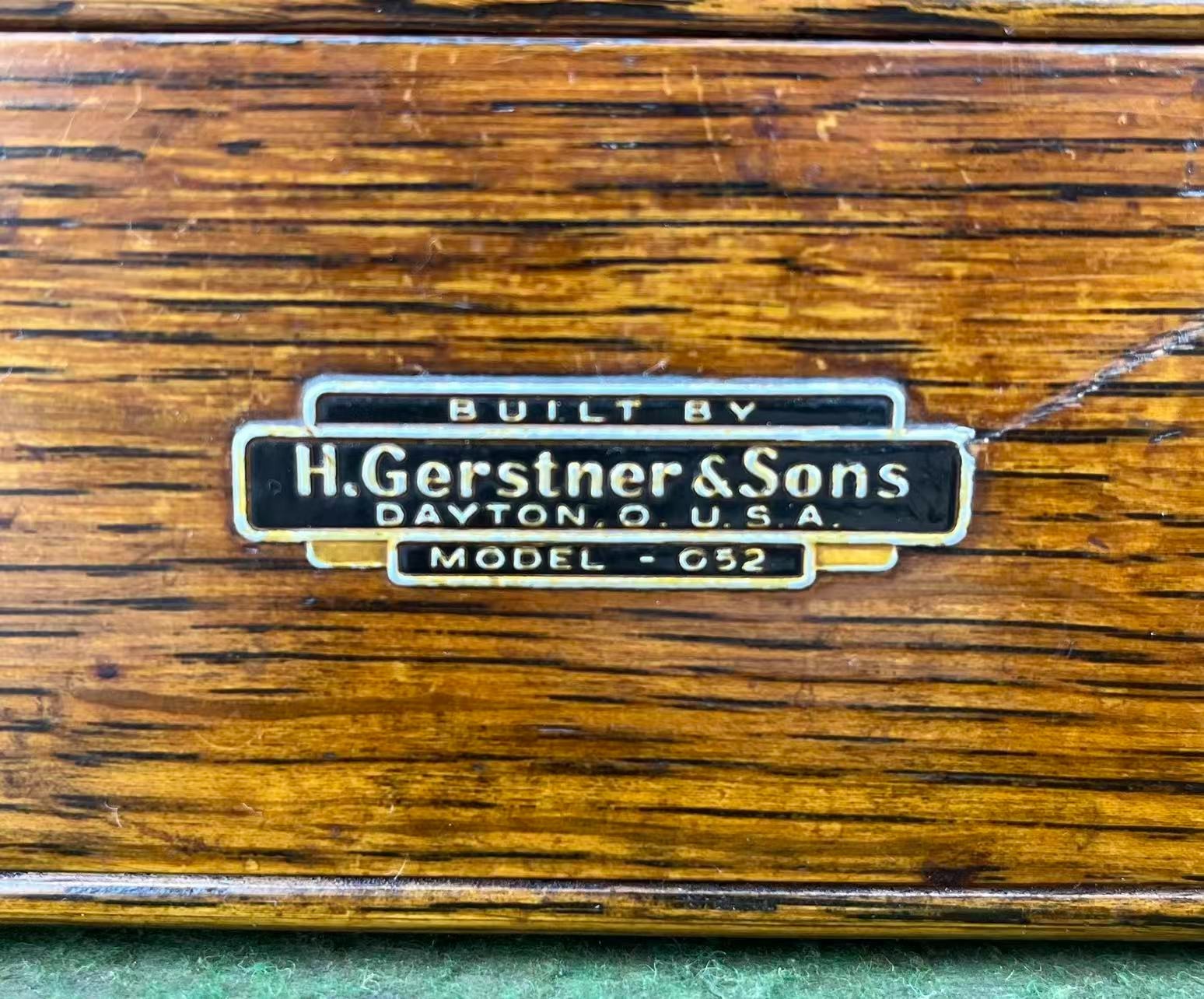 Vintage H. Gerstner & Son 11 Drawers Oak Wood Machinist Tool Chest Box Model 052