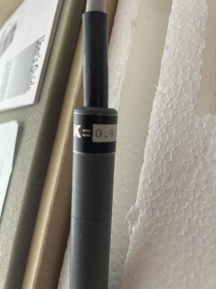 OMEGA CDH-420 CONDUCTIVITY METER