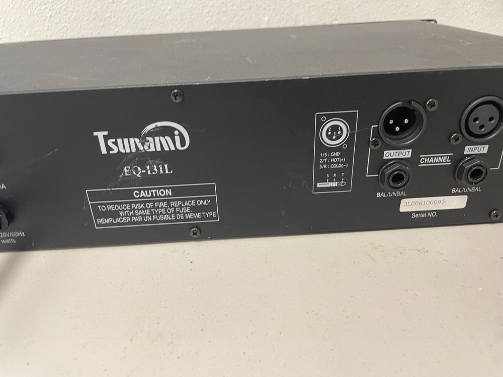 Vintage Tsunami EQ-131L 15-Band Rack Mount Equalizer