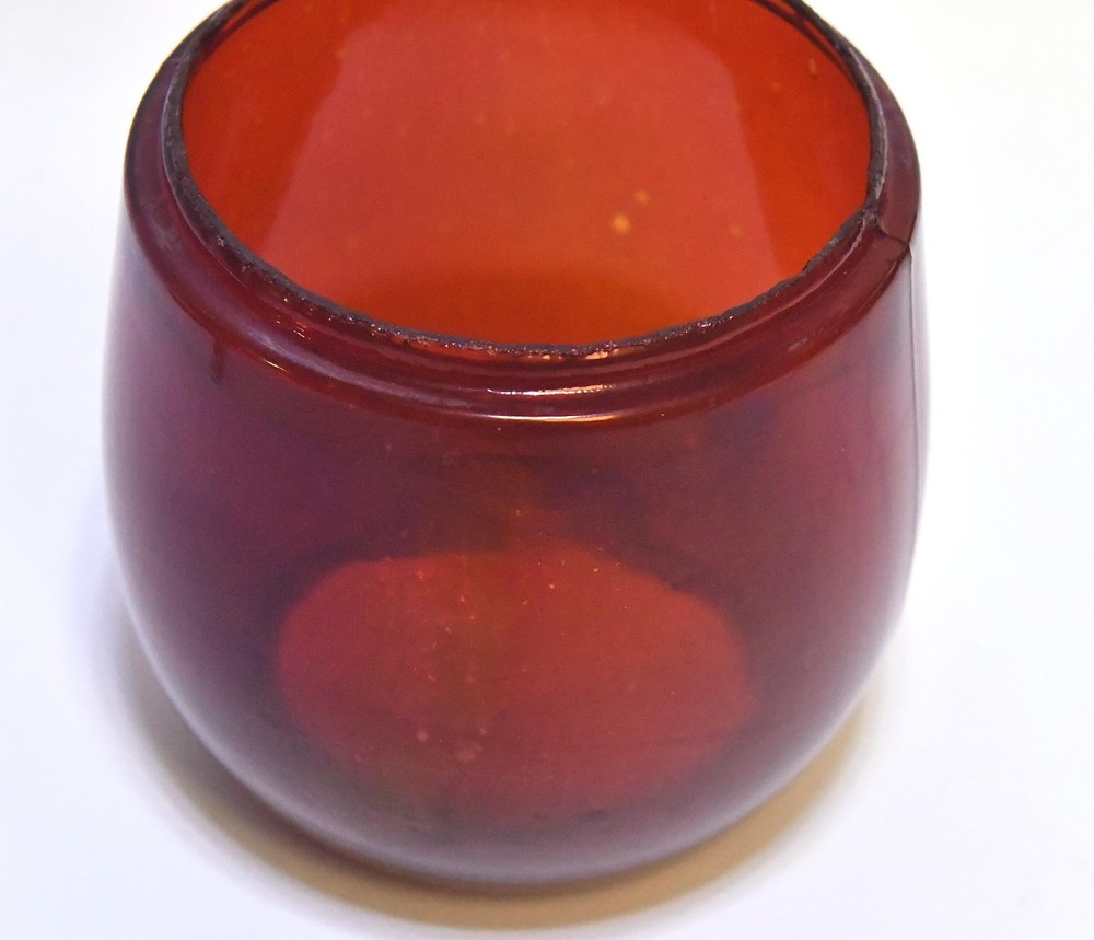 VINTAGE UNMARKED RUBY RED REPLACEMENT LANTERN GLOBE LENS