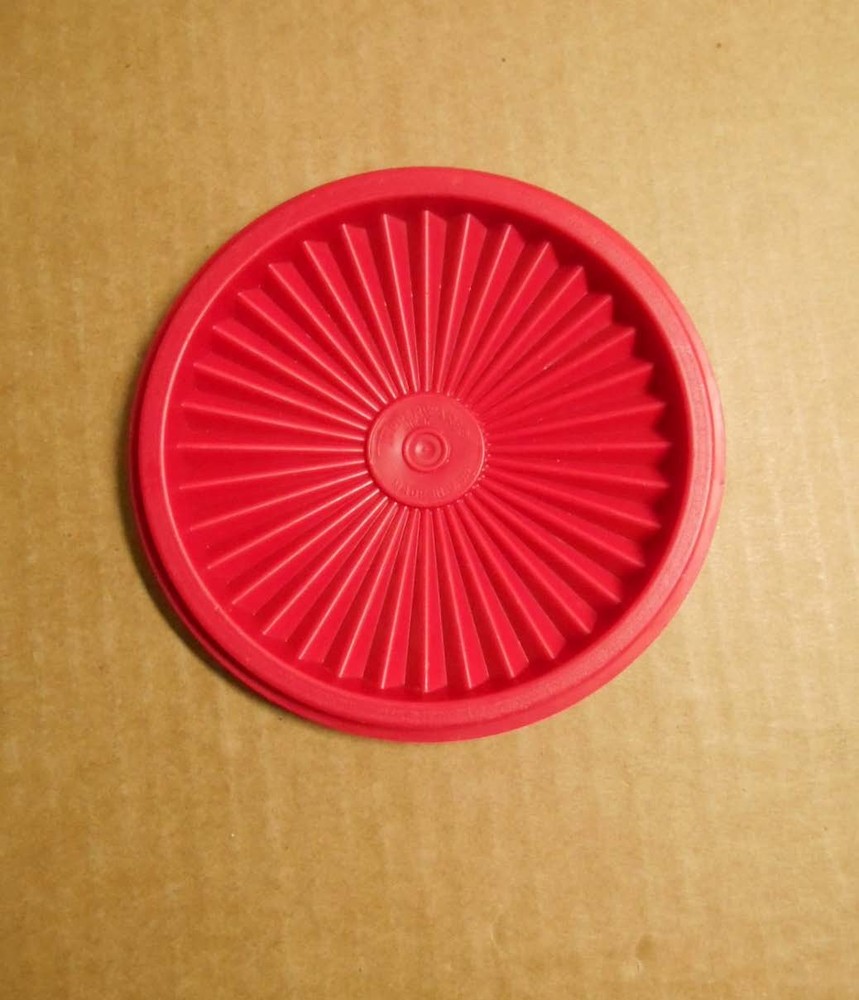 Tupperware Servalier Cranberry Replacement Lid Only #812 B5