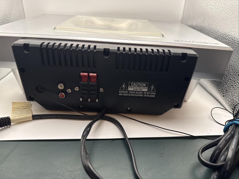 Emerson ES769 Executive Micro Stereo System - Tested Works Great