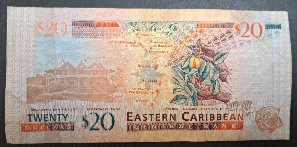 (2015) Eastern Caribbean 20 Dollars P53b NV111459