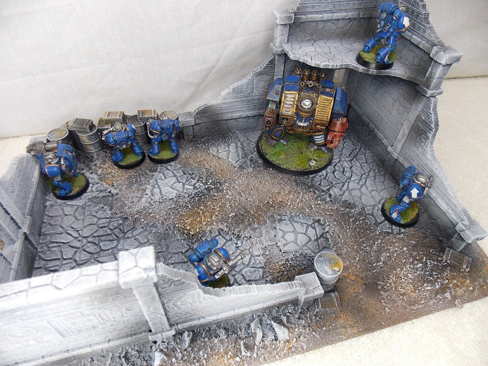 WARGAMING TERRAIN PAINTED BUILDING