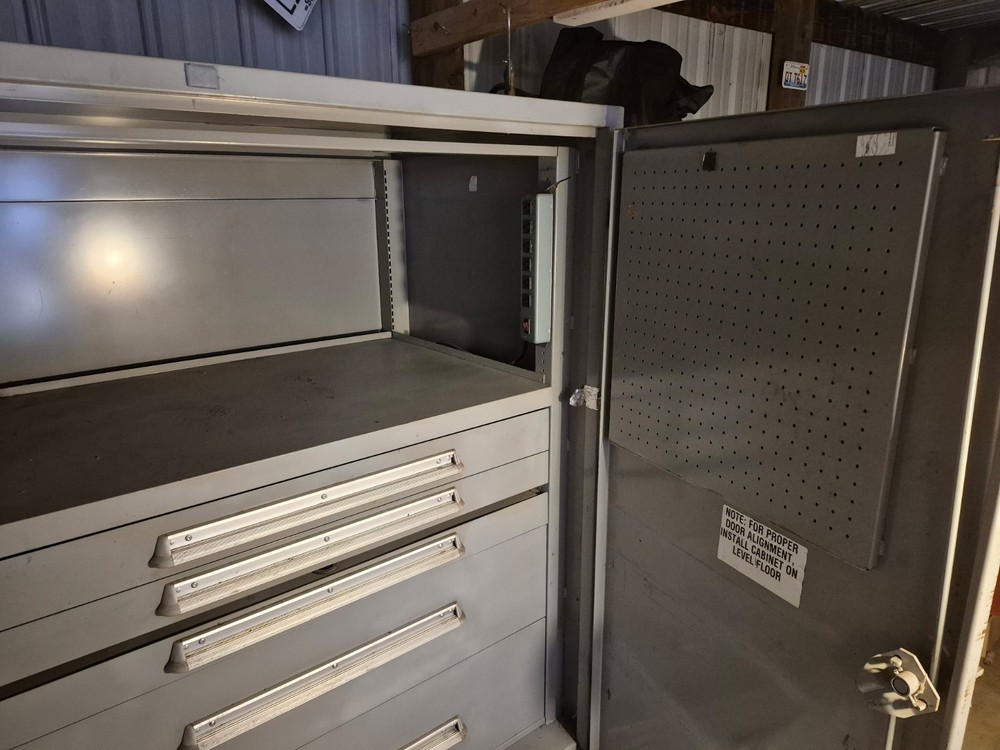 Lyon General Motors Millwright Tool Cabinet