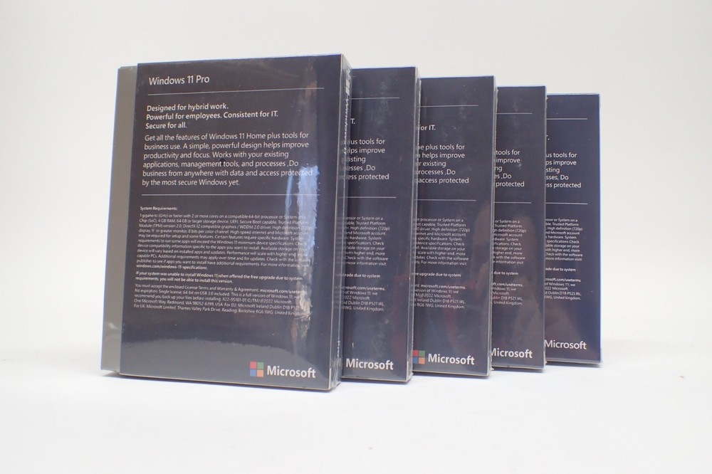 Microsoft Windows 11 Pro Professional 64bit Kit Retail Key USB Box Kit 5PK