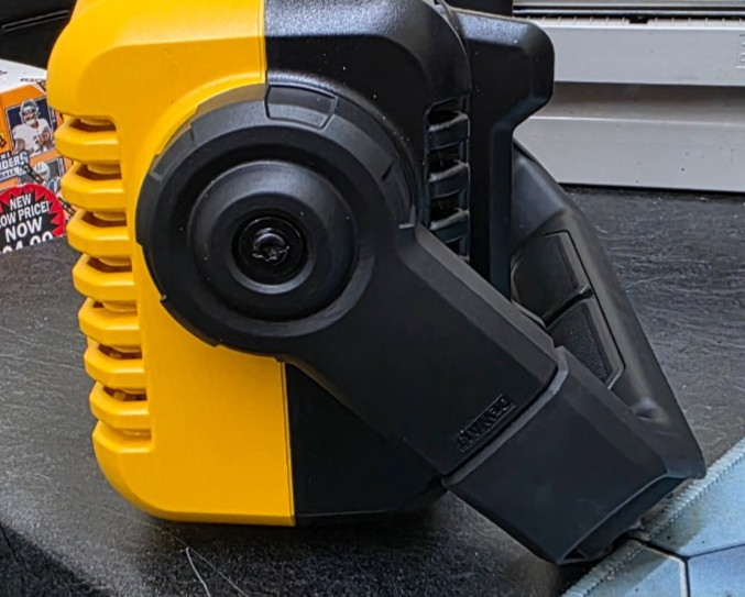 DeWalt 12v - 20v Max Compact LED Task Light DCL077B (Tool Only)