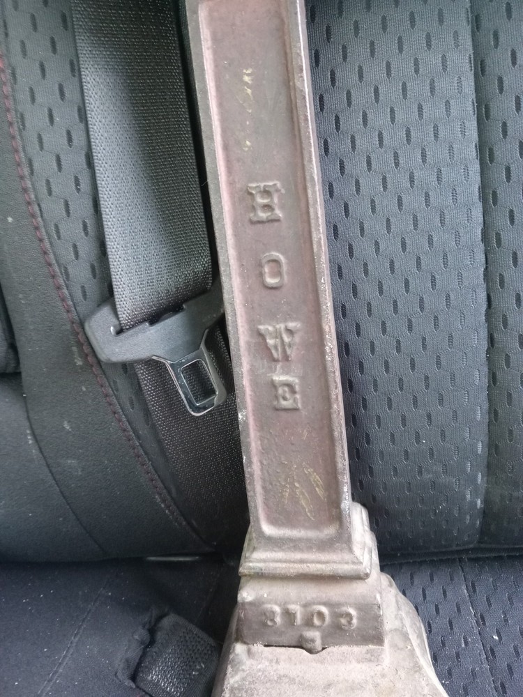 Antique Howe 5058 Platform Scale