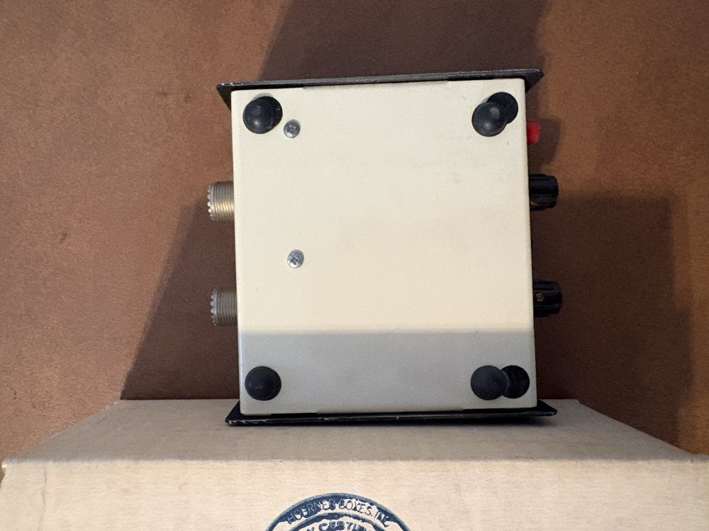 USED MFJ-202B RF Noise Bridge with Built in Range Expander