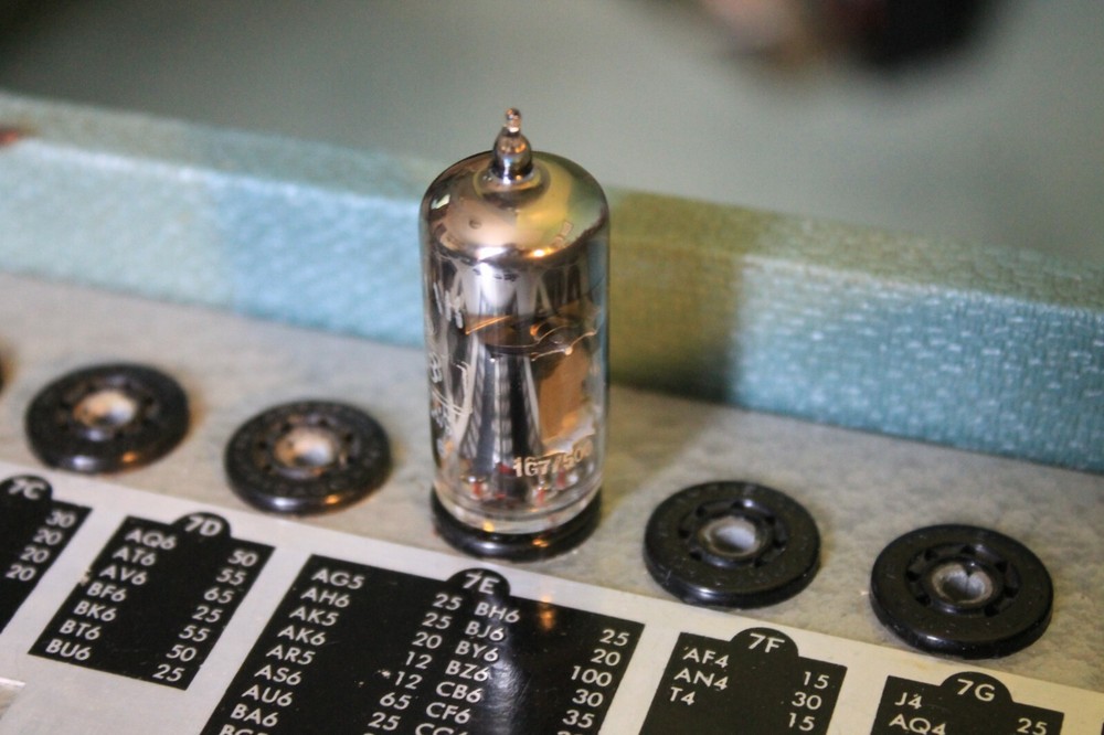 8D3.95%.BRIMAR.nos.In good condition,not original packaging.(84)