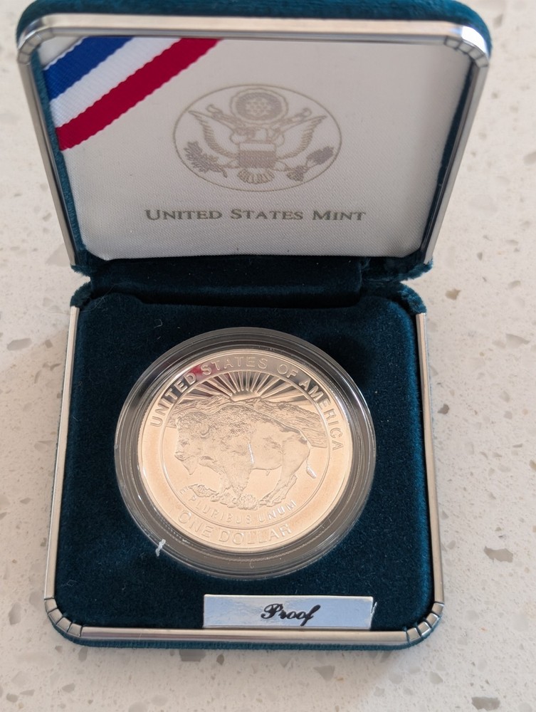 2001-P Silver Buffalo Proof Commemorative Dollar - US Mint Original Box