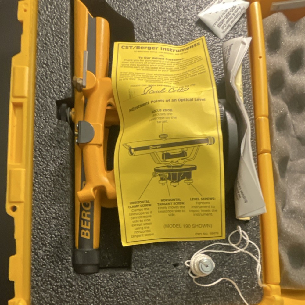 Berger Instruments Model 140BU Automatic Level with Case, MPN 140BU