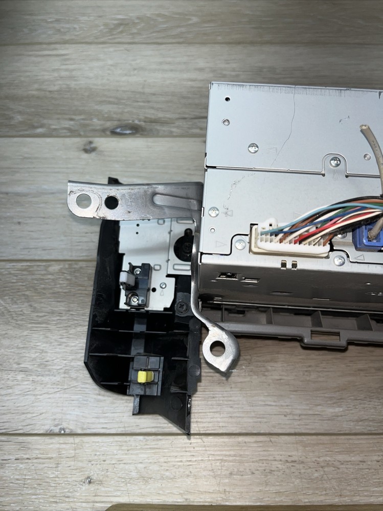 11 Lexus GX460 receiver, cd player dash control unit 86120-60f50