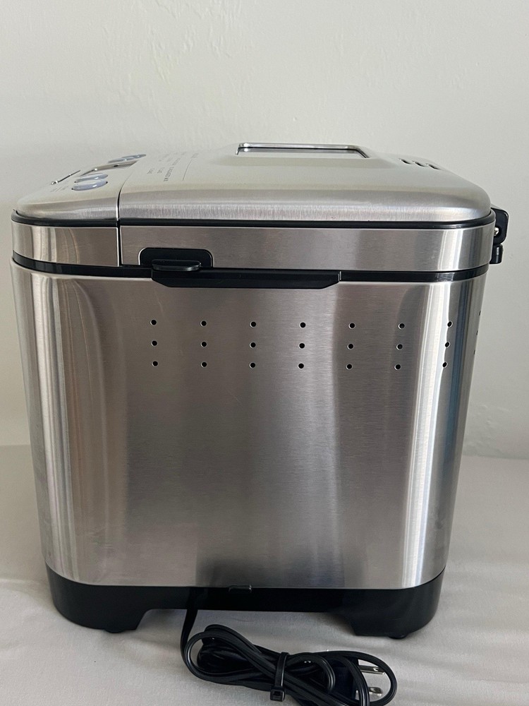 Cuisinart CBK-110 Automatic Bread Maker Compact Stainless Steel 12 Programs