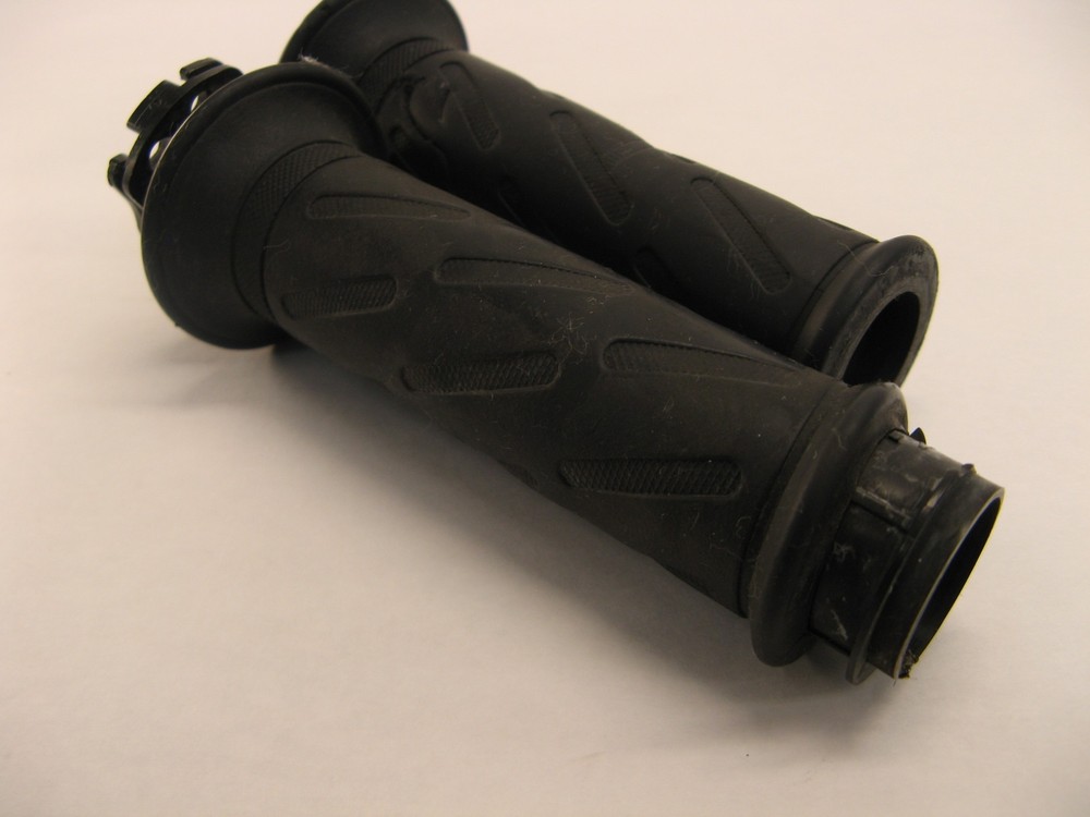 2011 SUZUKI VSTROM DL650 HANDLE GRIP TUBES