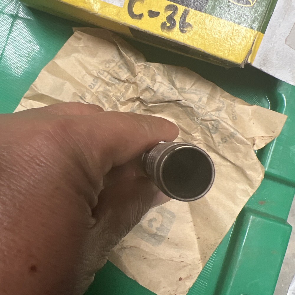 John Deere Valve - AR103265