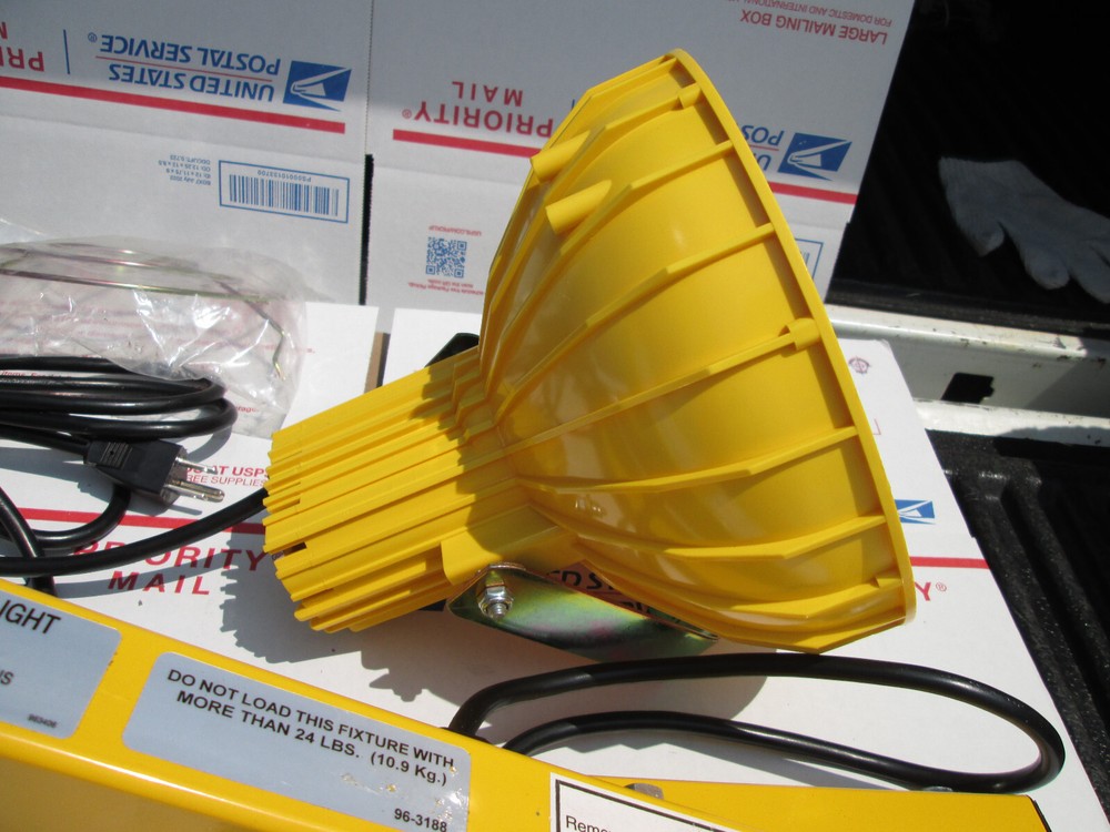 AP0732 Loading Dock Pro - Dock Leveler Parts, 42" REACH, Docklight Double STRUT