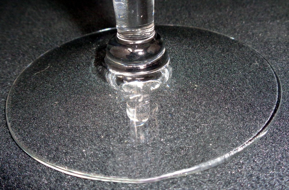 Ruffled Pedestal Candy Dish