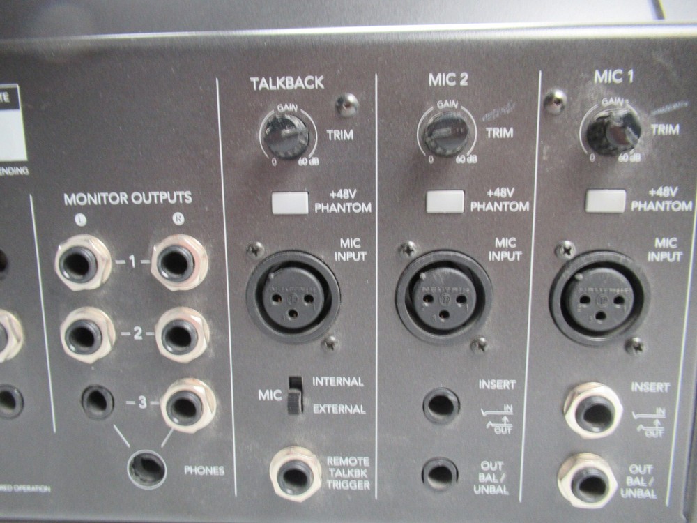 Mackie HUI Human User Interface DAW Surface Controller 9M1803 8-Channel