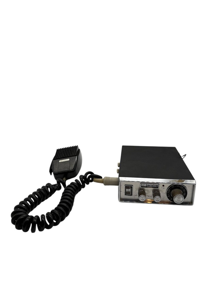 Vintage Pace model CB143 23CH CB Radio Transceiver With Microphone Untested