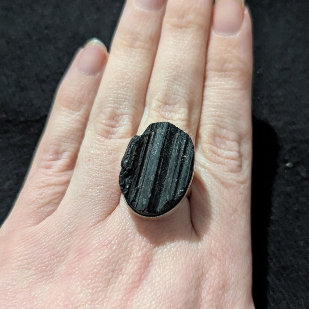 Silver Plated Black Tourmaline Gemstone Oval Statement Ring - Size 8.5