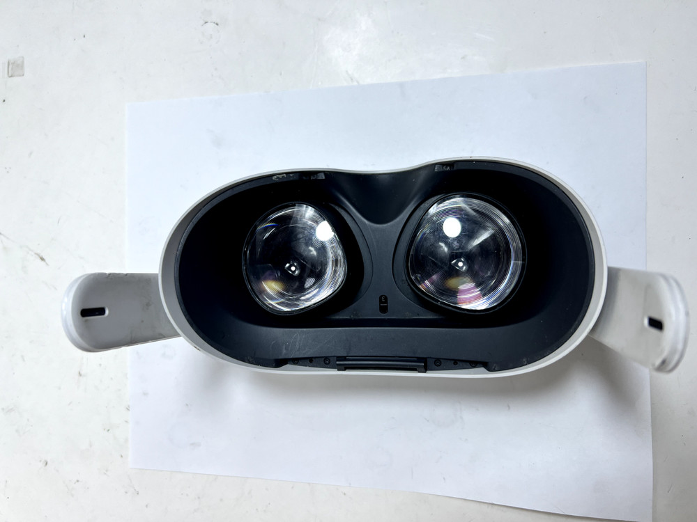 Oculus Meta Quest 2 256GB Standalone VR Virtual Reality Headset - Good Condition
