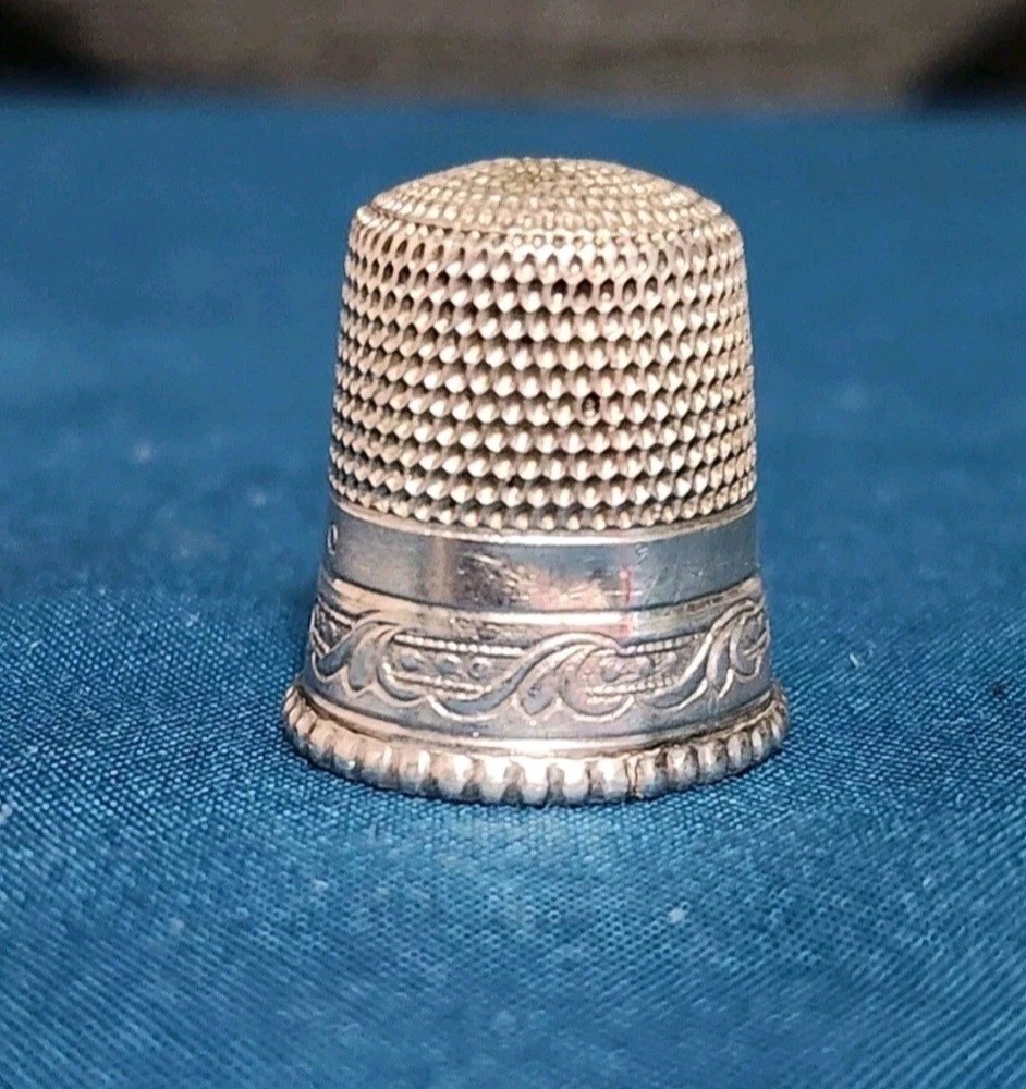 Antique Simons Bros Co Sterling Silver Thimble Size 9 Decorative Border