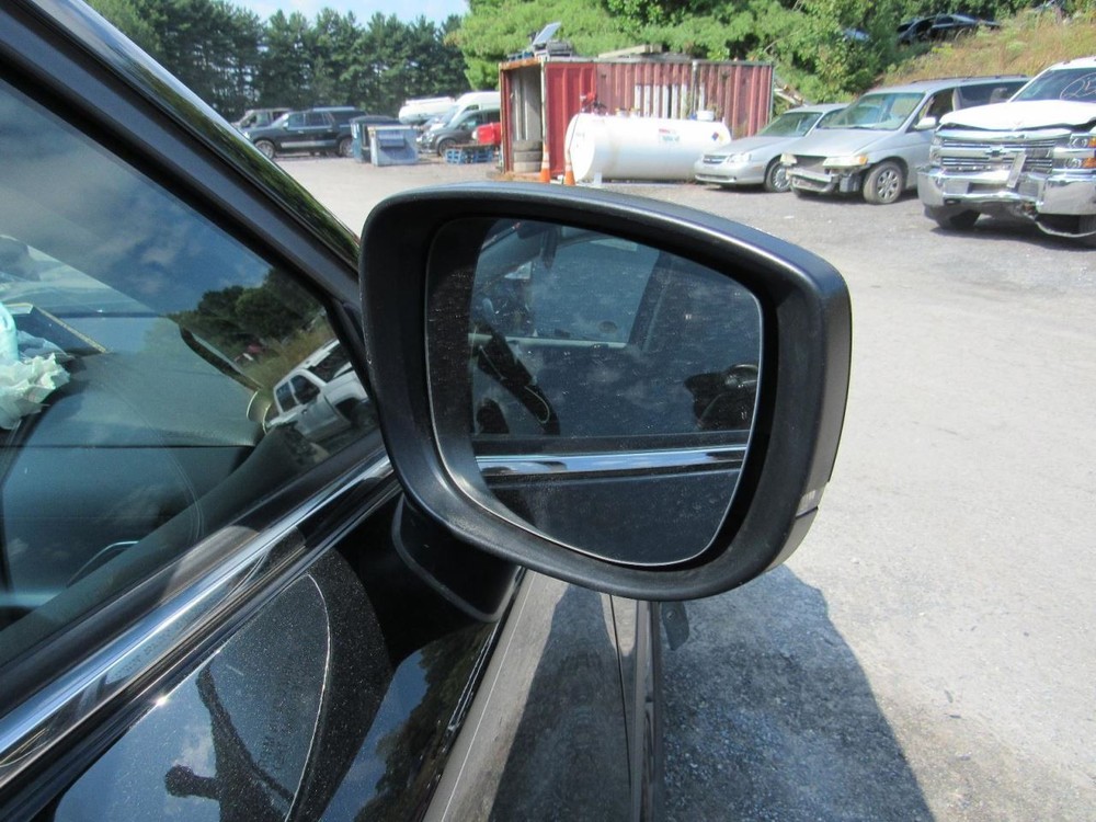 CX-5 2019 Glove Box 1071790