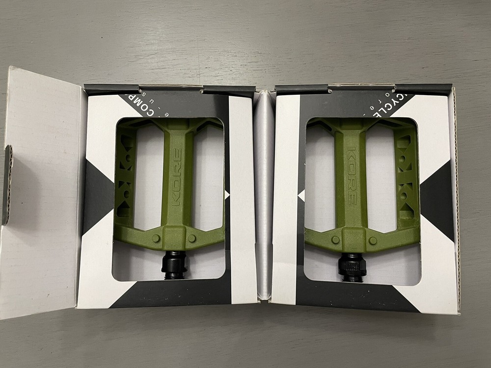 Kore Rivera Thermo Flat Pedal - 9/16” - Army Green