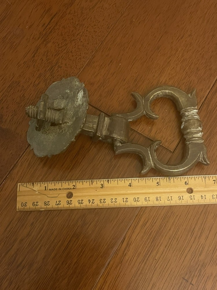 VTG HAND CRAFTED SOLID BRASS ROCOCO STYLE DOOR KNOCKER 3.25