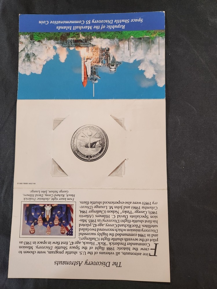 Marshall Islands Space Shuttle Discovery Commemorative $5 Coin