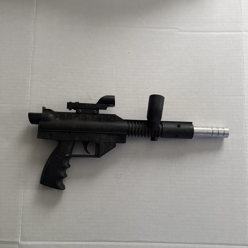 Sting Ray Paintball Gun Brass Eagle