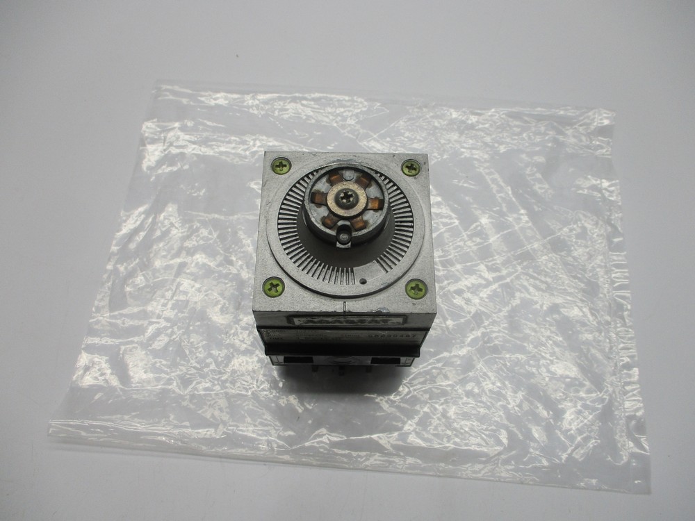 AGASTAT 7022CC RELAY 480V UNMP