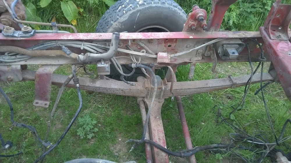 FRONT SPRING 6 LEAF - REMOVED 03 REG FORD TECTOR