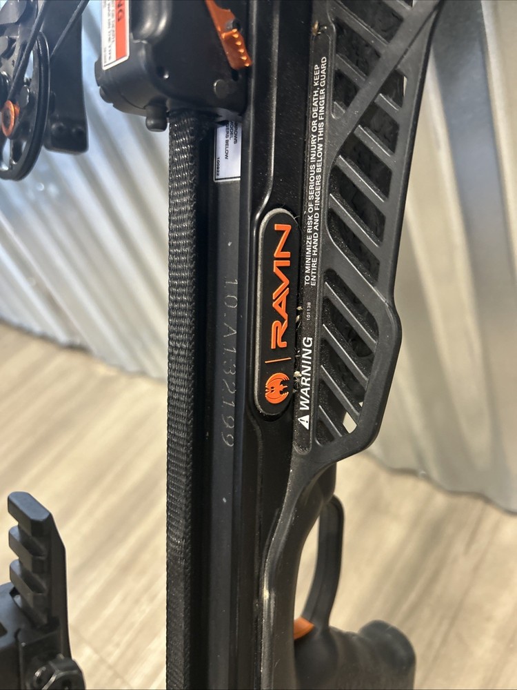 Ravin R10 Crossbow w/ arrows