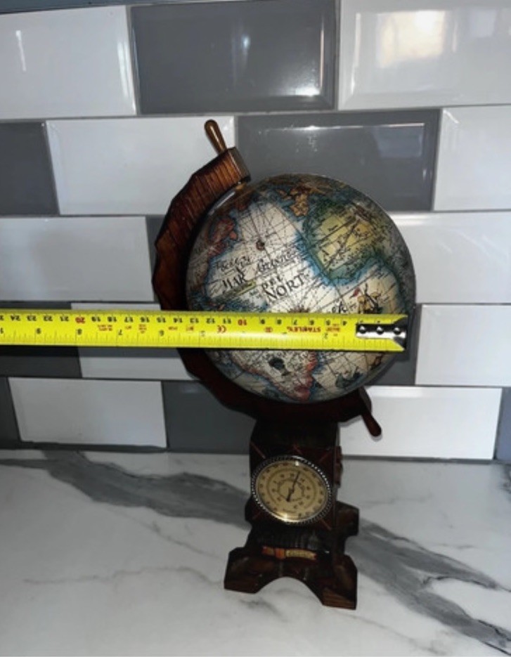 recuerdo de mallorca globe