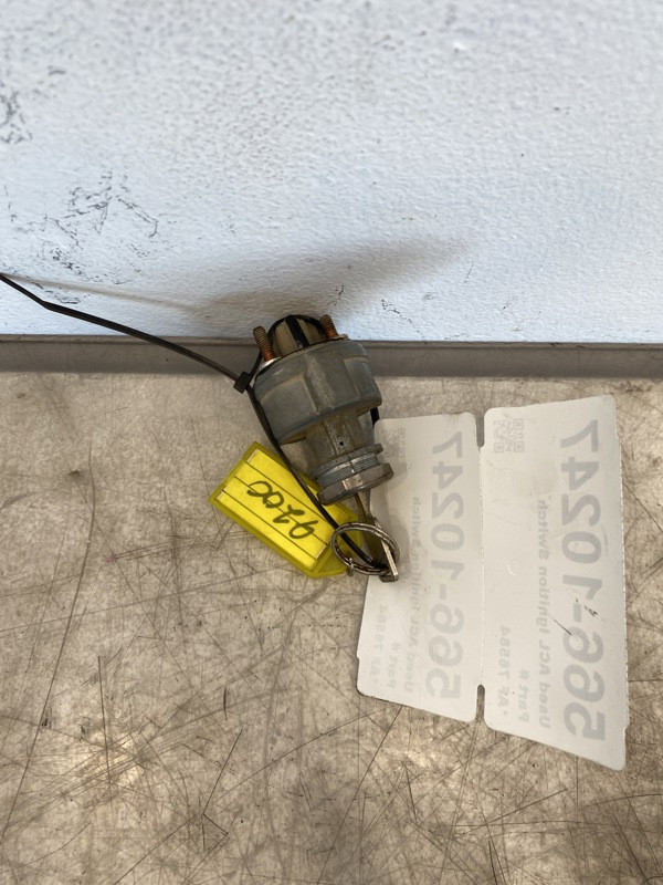 2001 Volvo ACL Ignition Part (566-10247)