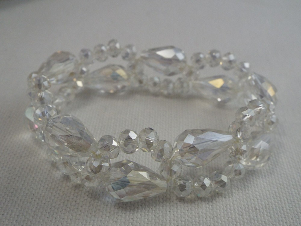 Crystal Bead Stretch Bracelet (D16)